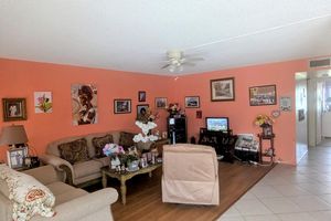205 WELLINGTON M, WEST PALM BEACH, FL