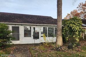 62D BUCKINGHAM DR, LAKEWOOD, NJ