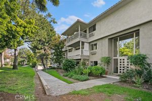 2405 VIA MARIPOSA 2G, LAGUNA WOODS, CA