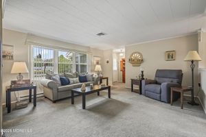 240B HUNTINGTON DR, LAKEWOOD, NJ