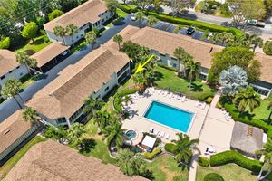 3200 BINNACLE DR D1, NAPLES, FL