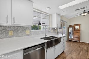 12824 W MEEKER BLVD, SUN CITY WEST, AZ