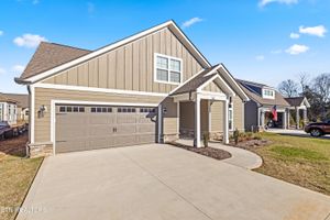 511 CHESTNUT PL, LOUDON, TN