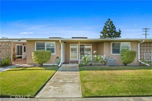 13220 SAINT ANDREWS DR APT 253H # M10, SEAL BEACH, CA