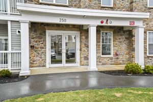 250 MARTINS LNDG APT 103, NORTH READING, MA