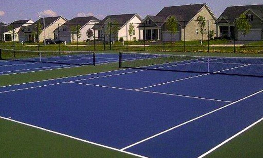 2 Tennis Courts
