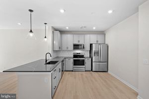 750 MOUNT AIRY TER NE UNIT 304, LEESBURG, VA