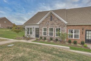881 MEADOWCREST WAY, LEBANON, TN