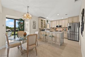 7402 LAKE BREEZE DR APT 301, FORT MYERS, FL