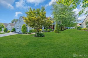 8A MELBORN DR, MONROE, NJ