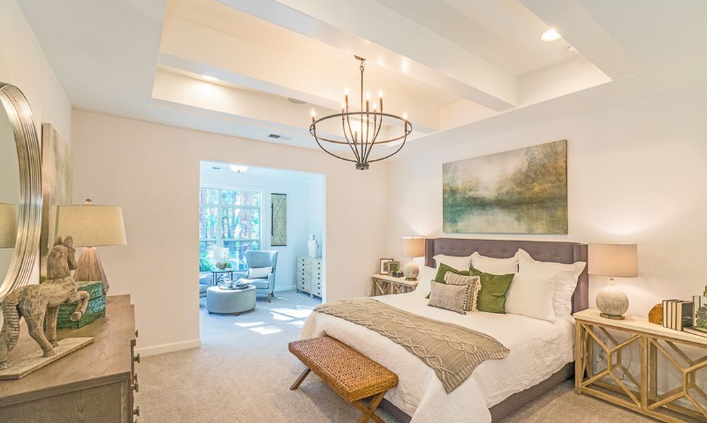 Master-on-Main Suites