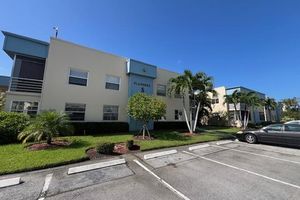 897 FLANDERS S # 897, DELRAY BEACH, FL