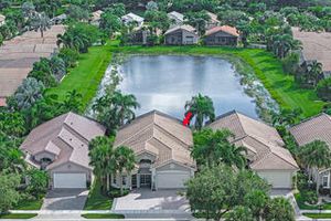 8770 ARBOR WALK DR, LAKE WORTH, FL