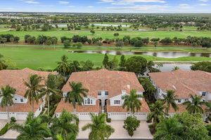 9034 CASCADA WAY APT 202, NAPLES, FL