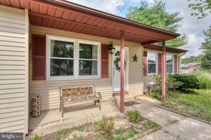 5 GREENMEADOW LN, WHITING, NJ