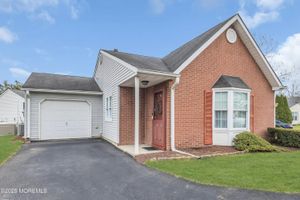 7 GATLEY CLOSE, FREEHOLD, NJ