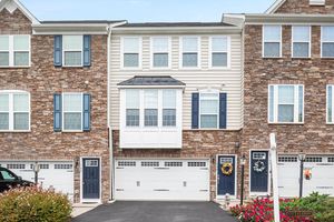 166 TROUT LILY DR, LAKE FREDERICK, VA