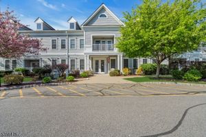 5006 BROOKFIELD GLEN DR # 06, BELVIDERE, NJ