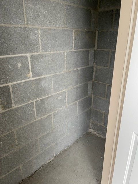 image of property at 6423 Pine Trail Lane 2
