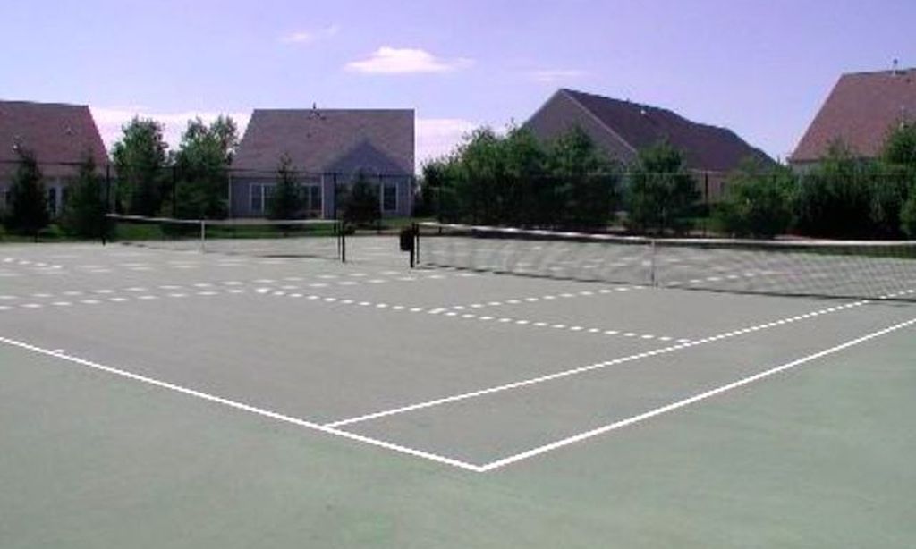 2 Tennis Courts