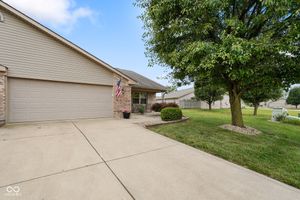 4001 OAKFIELD DR, INDIANAPOLIS, IN