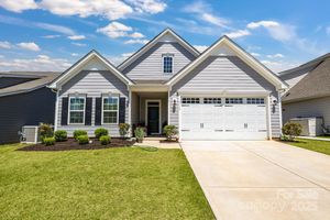 5112 LAREWOOD DR, CHARLOTTE, NC