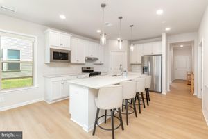 46410 BLACKROCK SUMMIT TER, STERLING, VA