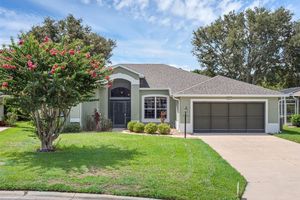 5644 SIR CHURCHILL DR, LEESBURG, FL
