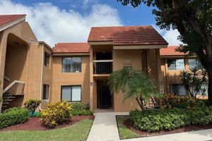 11280 GREEN LAKE DR APT 203, BOYNTON BEACH, FL