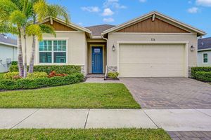 732 SE BLOOMFIELD RD, PORT SAINT LUCIE, FL