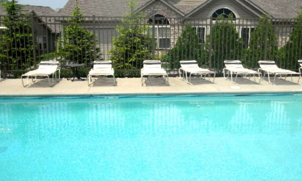 Outdoor Pool & Patio
