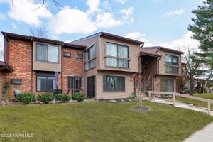 126 MANCHESTER CT, RED BANK, NJ