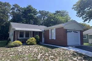 56 CONSTITUTION BLVD, WHITING, NJ