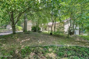 11 LONDELL CT, CROSSVILLE, TN