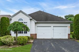12 FALSTAFF DR, MANCHESTER, NJ