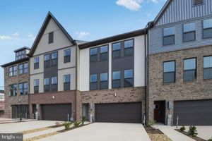 1356 CRESTED WOOD DR, LAUREL, MD