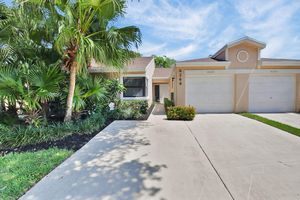 8269 SPRINGTREE RD, BOCA RATON, FL