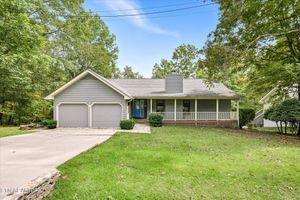 34 BEACHWOOD LN, CROSSVILLE, TN