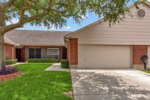 3310 COUNTRY MEADOWS CT, PEARLAND, TX