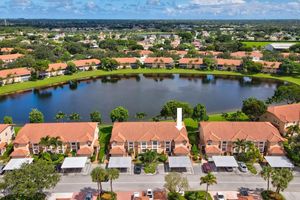 9927 SEACREST CIR APT 202, BOYNTON BEACH, FL