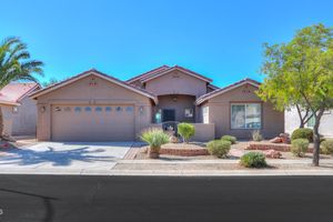 2385 E FIESTA DR, CASA GRANDE, AZ
