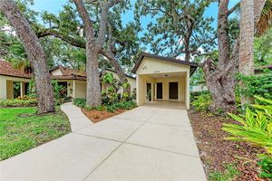 2237 CIRCLEWOOD DR 18, SARASOTA, FL