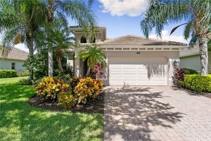 10512 HERITAGE BAY BLVD, NAPLES, FL