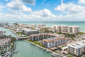 2900 GULF SHORE BLVD 406, NAPLES, FL