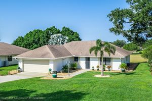 4 ROSEWOOD DR, LAKE PLACID, FL