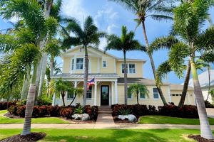 703 ISLEBAY DR, APOLLO BEACH, FL