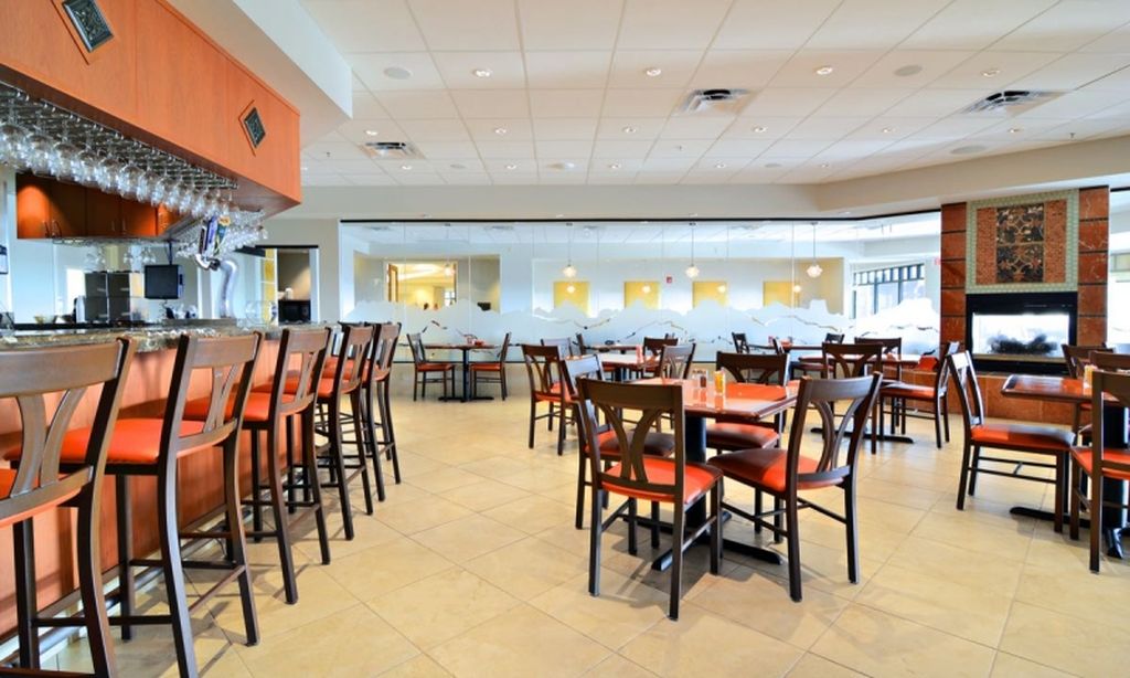 The Highlands Bar & Grille