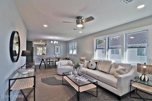 16 MOUNT DASHAN LN, TOMS RIVER, NJ