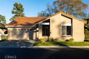 23582 VILLENA, MISSION VIEJO, CA