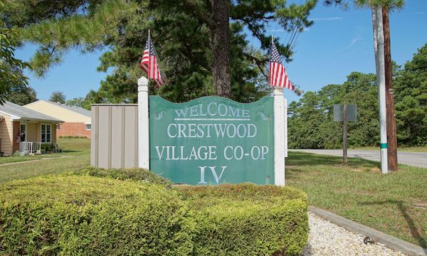 Crestwood Village 4